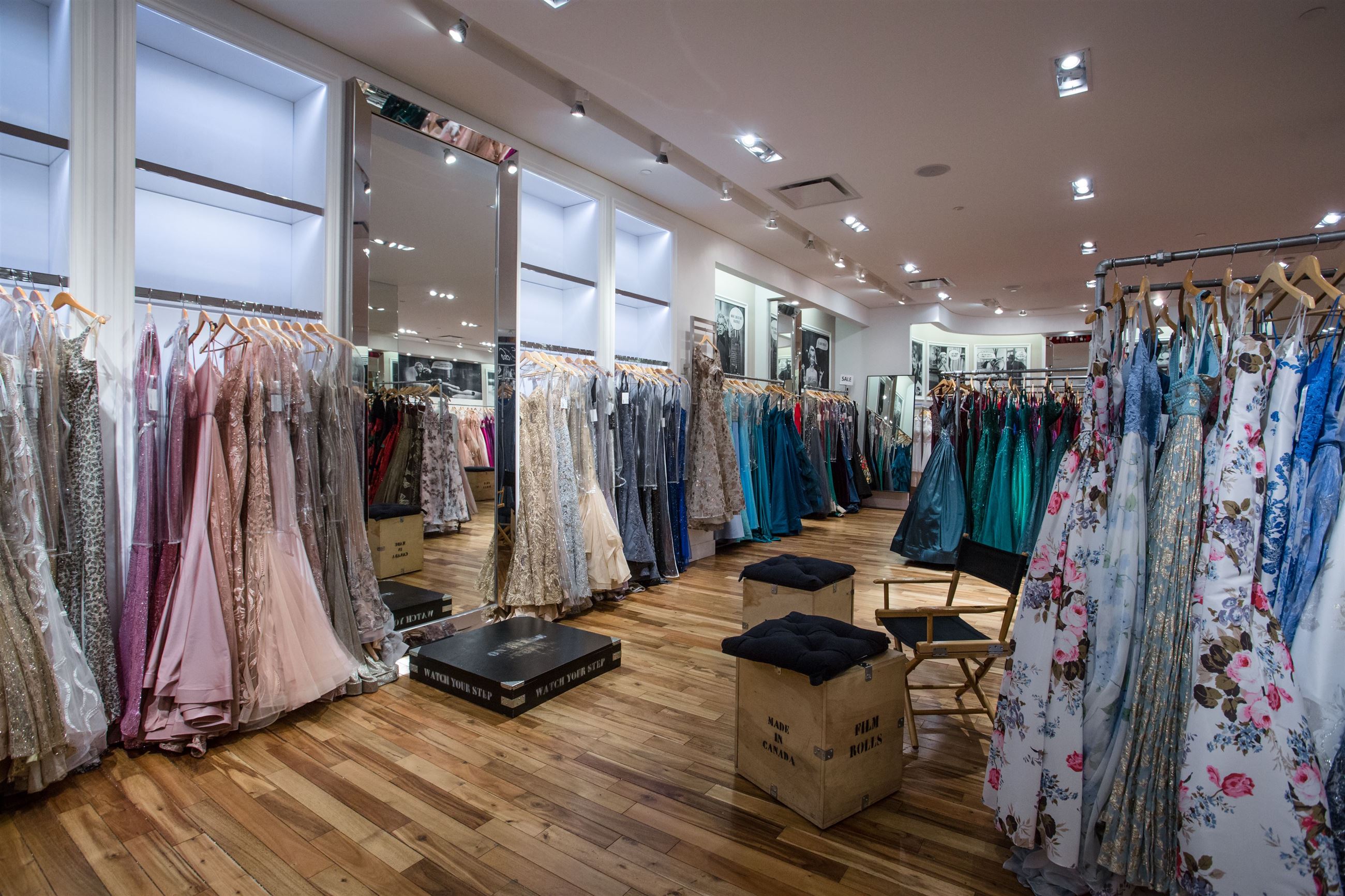 Prom dress store in Canada with a large selection or prom gowns.