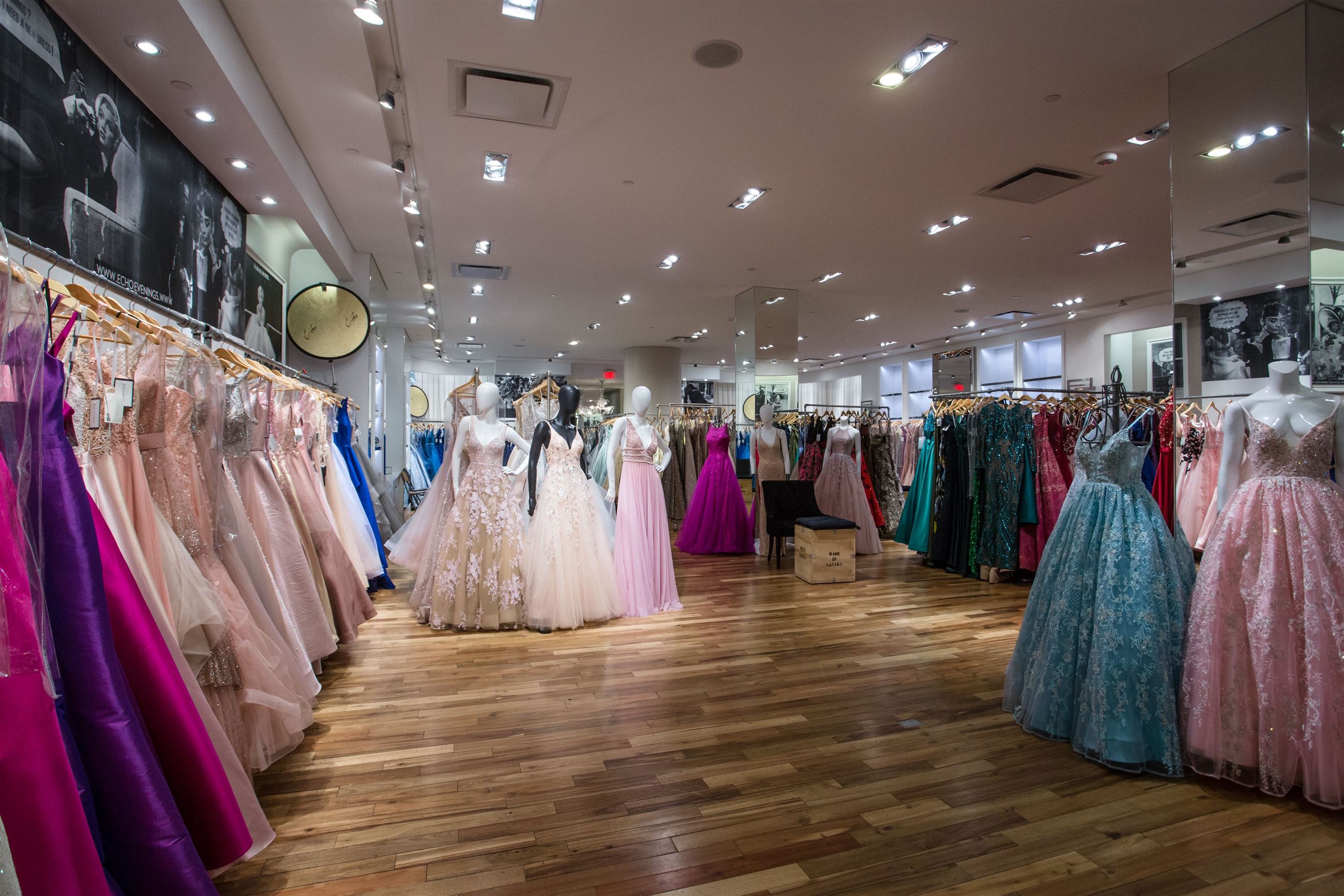 Prom dress store in Canada with a large selection or prom gowns.